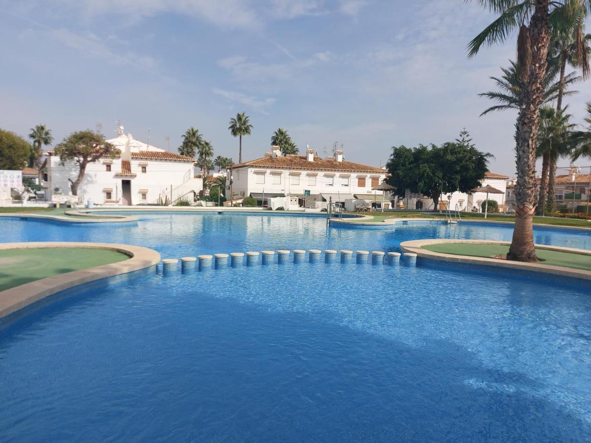 Bebi Casa Apartment Torrevieja Zewnętrze zdjęcie